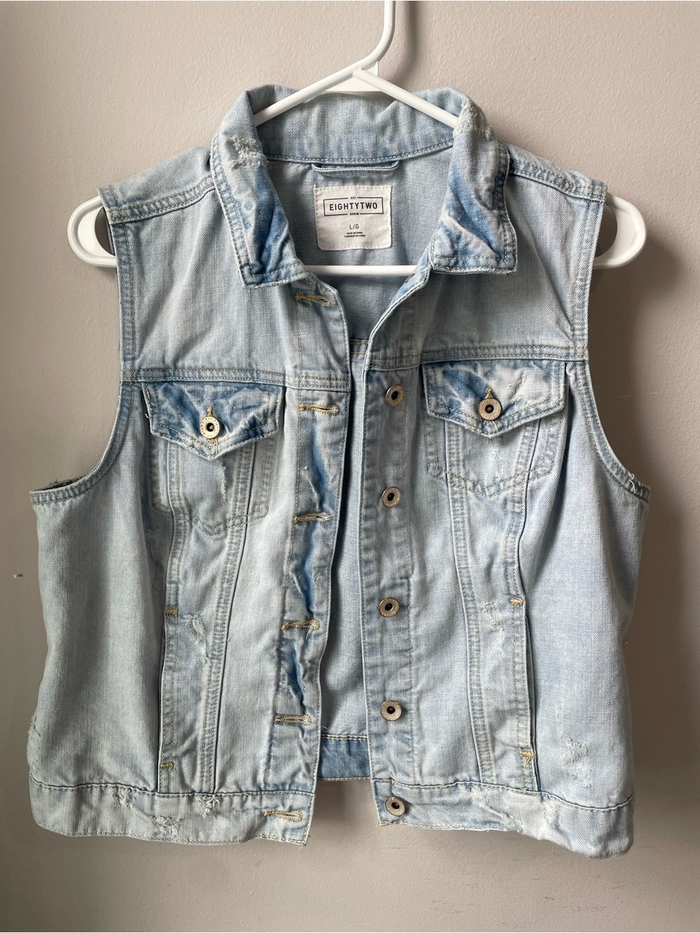 EightyTwo Light Wash Sleeveless Denim Vest - Light Blue Size L